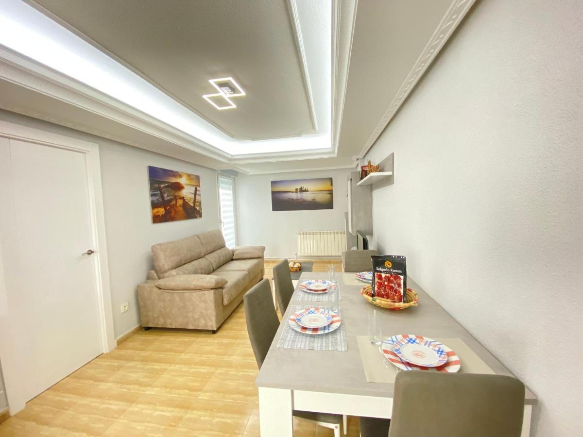 Vivienda En Pleno Centro! Calle Doctrinos 3 Salamanca Eksteriør billede