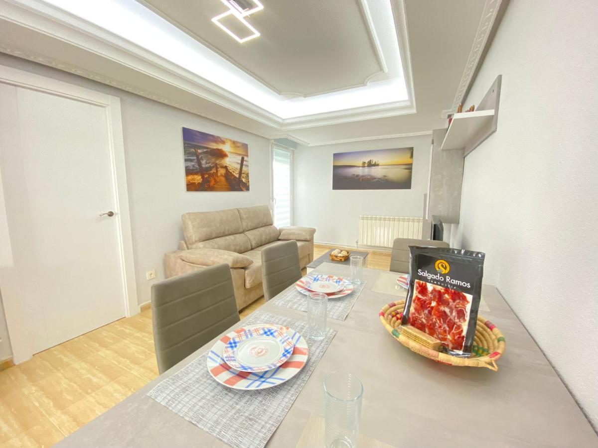 Vivienda En Pleno Centro! Calle Doctrinos 3 Salamanca Eksteriør billede